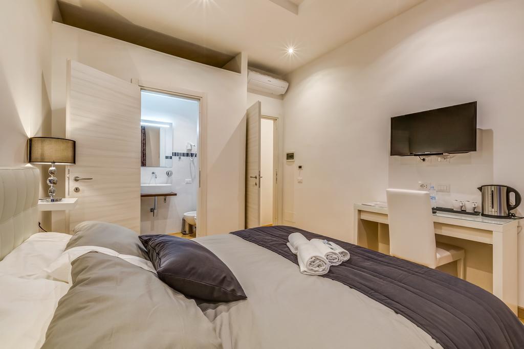 Prati Luxury Suites Ρώμη Δωμάτιο φωτογραφία